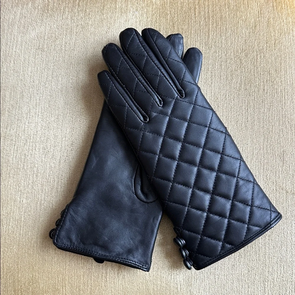 Dennis Basso Black Quilted Leather Gloves with Buttons Women's Size S